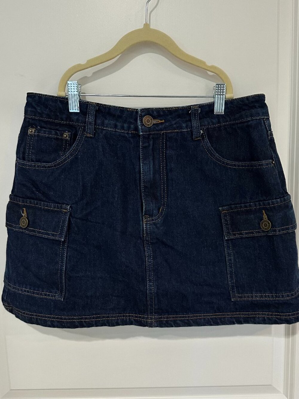 DISSH denim skort in a dark wash